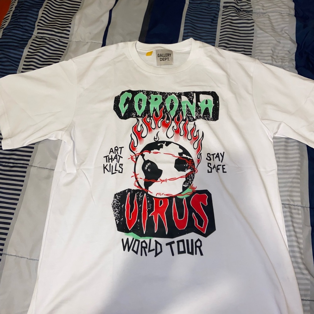 Gallery dept t shirt
